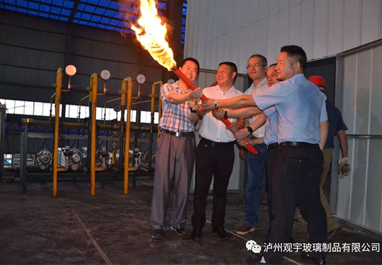 欧亿体育玻璃三车间点火仪式隆重举行
